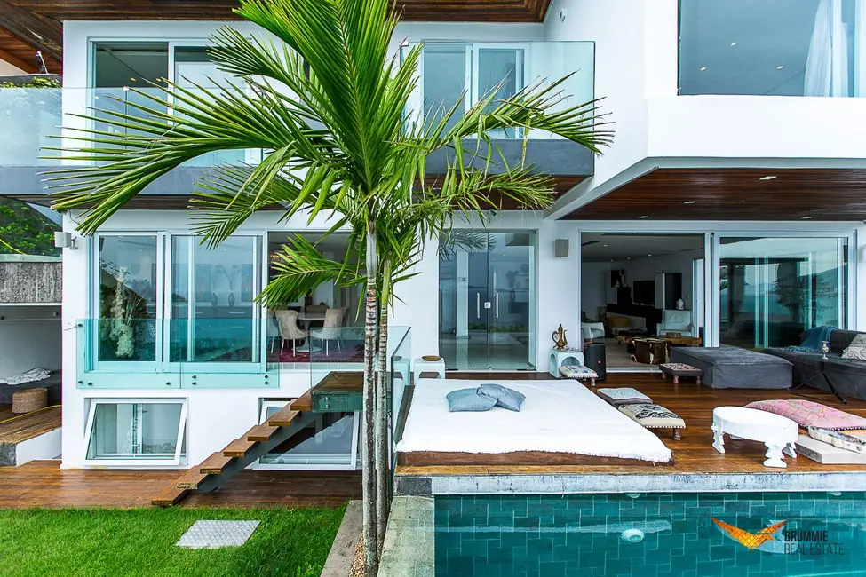 Casa com 6 quartos à venda, 2400m2 em Joá, Rio De Janeiro - RJ - imagem 3 Foto 3 de Casa com 6 quartos à venda, 2400m2 em Joá, Rio De Janeiro - RJ