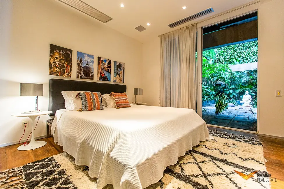 Casa com 6 quartos à venda, 2400m2 em Joá, Rio De Janeiro - RJ - imagem 5 Foto 5 de Casa com 6 quartos à venda, 2400m2 em Joá, Rio De Janeiro - RJ