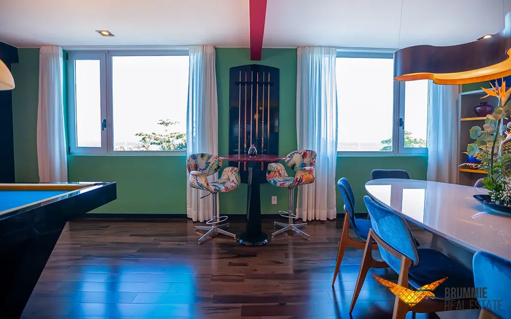 Apartamento com 3 quartos à venda, 197m2 em Copacabana, Rio De Janeiro - RJ - imagem 7 Foto 7 de Apartamento com 3 quartos à venda, 197m2 em Copacabana, Rio De Janeiro - RJ