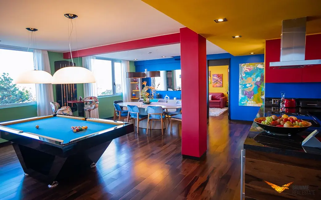 Apartamento com 3 quartos à venda, 197m2 em Copacabana, Rio De Janeiro - RJ - imagem 2 Foto 2 de Apartamento com 3 quartos à venda, 197m2 em Copacabana, Rio De Janeiro - RJ