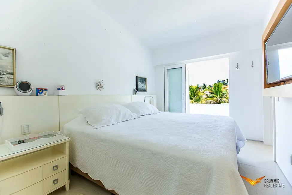 Foto 9 de Casa de Condomínio com 10 quartos à venda, 1000m2 em Praia Vermelha (Mambucaba), Angra Dos Reis - RJ