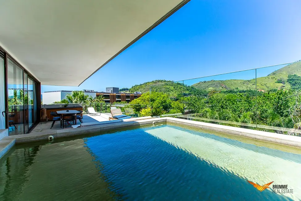 Cobertura com 3 quartos à venda, 321m2 em Praia Vermelha (Mambucaba), Angra Dos Reis - RJ - imagem 5 Foto 5 de Cobertura com 3 quartos à venda, 321m2 em Praia Vermelha (Mambucaba), Angra Dos Reis - RJ