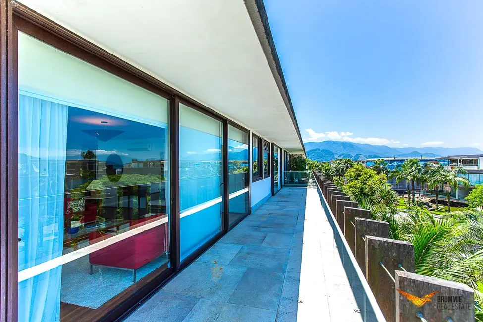 Cobertura com 3 quartos à venda, 321m2 em Praia Vermelha (Mambucaba), Angra Dos Reis - RJ - imagem 8 Foto 8 de Cobertura com 3 quartos à venda, 321m2 em Praia Vermelha (Mambucaba), Angra Dos Reis - RJ