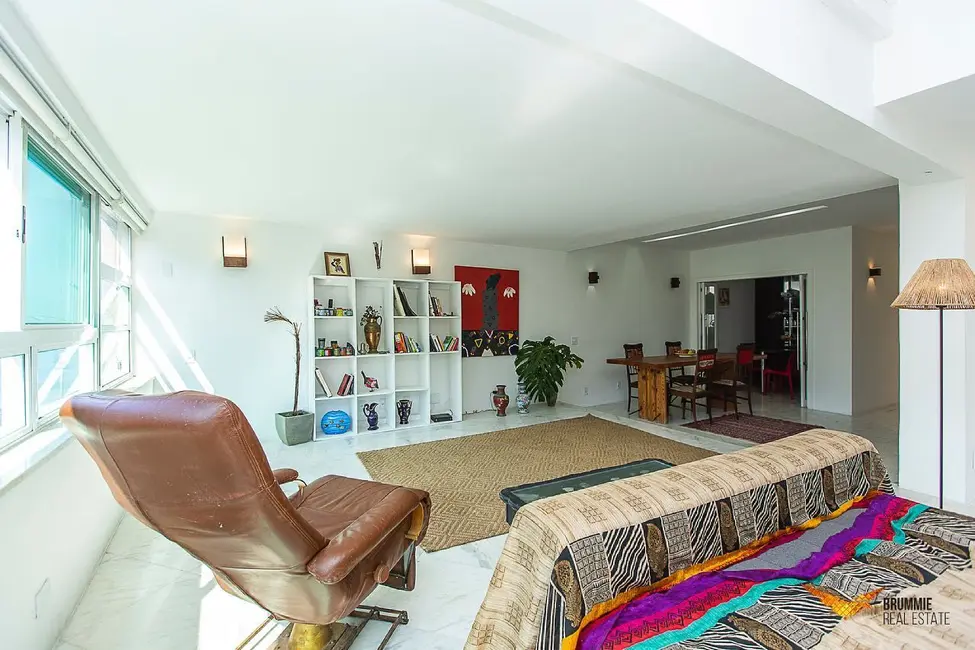 Foto 1 de Cobertura com 4 quartos à venda, 240m2 em Leblon, Rio De Janeiro - RJ