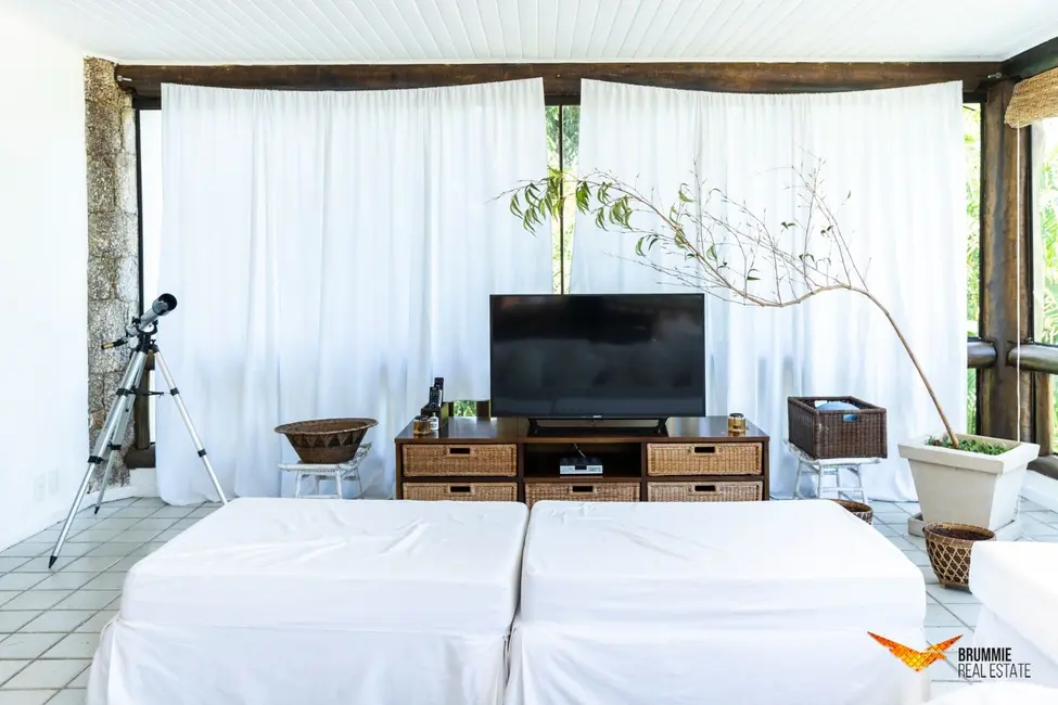 Foto 5 de Casa de Condomínio com 4 quartos à venda, 293m2 em Sapinhatuba III, Angra Dos Reis - RJ