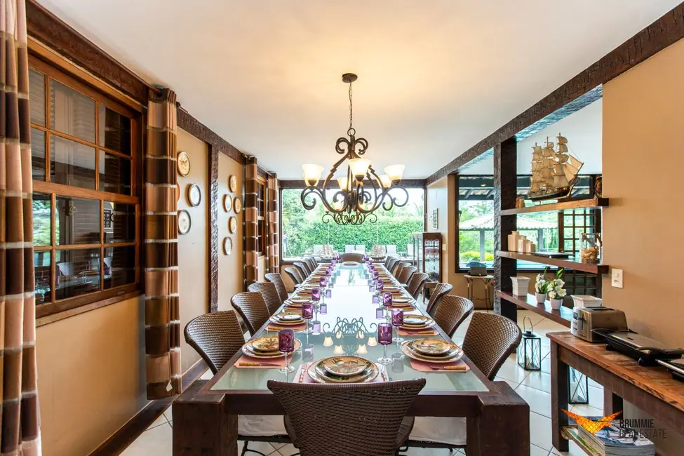 Foto 9 de Casa com 11 quartos à venda, 1500m2 em Armacao Dos Buzios - RJ