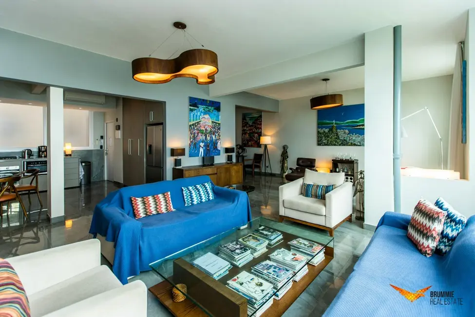 Foto 1 de Apartamento com 3 quartos à venda, 250m2 em Copacabana, Rio De Janeiro - RJ