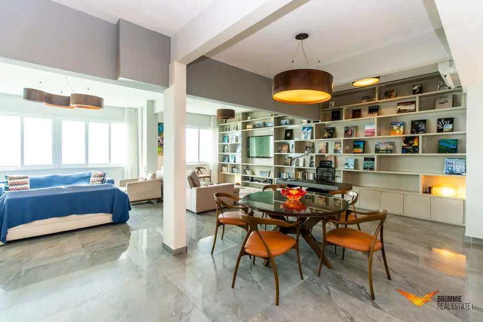 Foto 3 de Apartamento com 3 quartos à venda, 250m2 em Copacabana, Rio De Janeiro - RJ