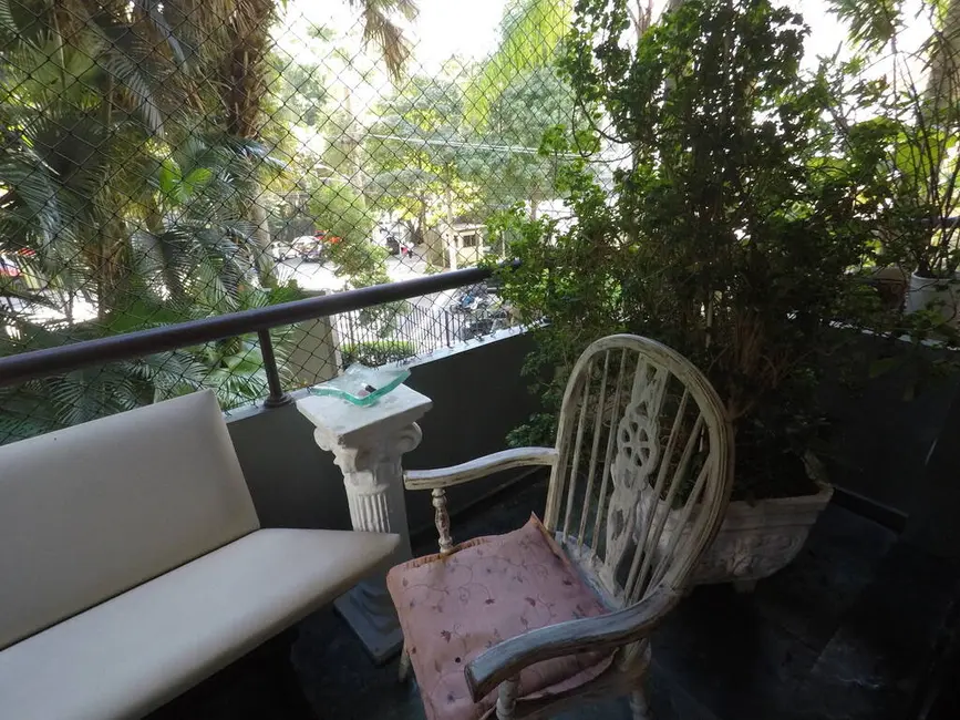 Foto 3 de Apartamento com 4 quartos à venda, 240m2 em Higienópolis, São Paulo - SP