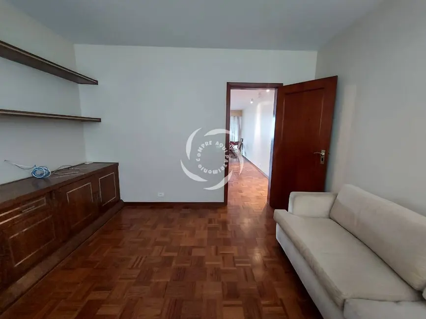 Apartamento com 3 quartos à venda e para alugar, 200m2 em Jardim Paulista, São Paulo - SP - imagem 9 Foto 9 de Apartamento com 3 quartos à venda e para alugar, 200m2 em Jardim Paulista, São Paulo - SP