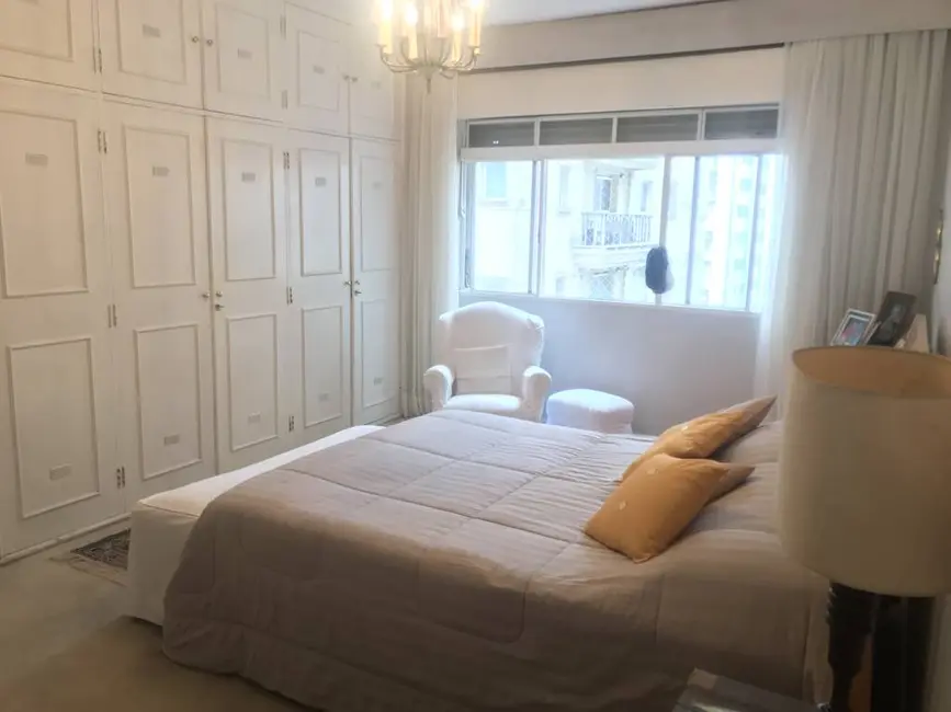 Apartamento com 3 quartos à venda, 210m2 em Santa Cecília, São Paulo - SP - imagem 5 Foto 5 de Apartamento com 3 quartos à venda, 210m2 em Santa Cecília, São Paulo - SP