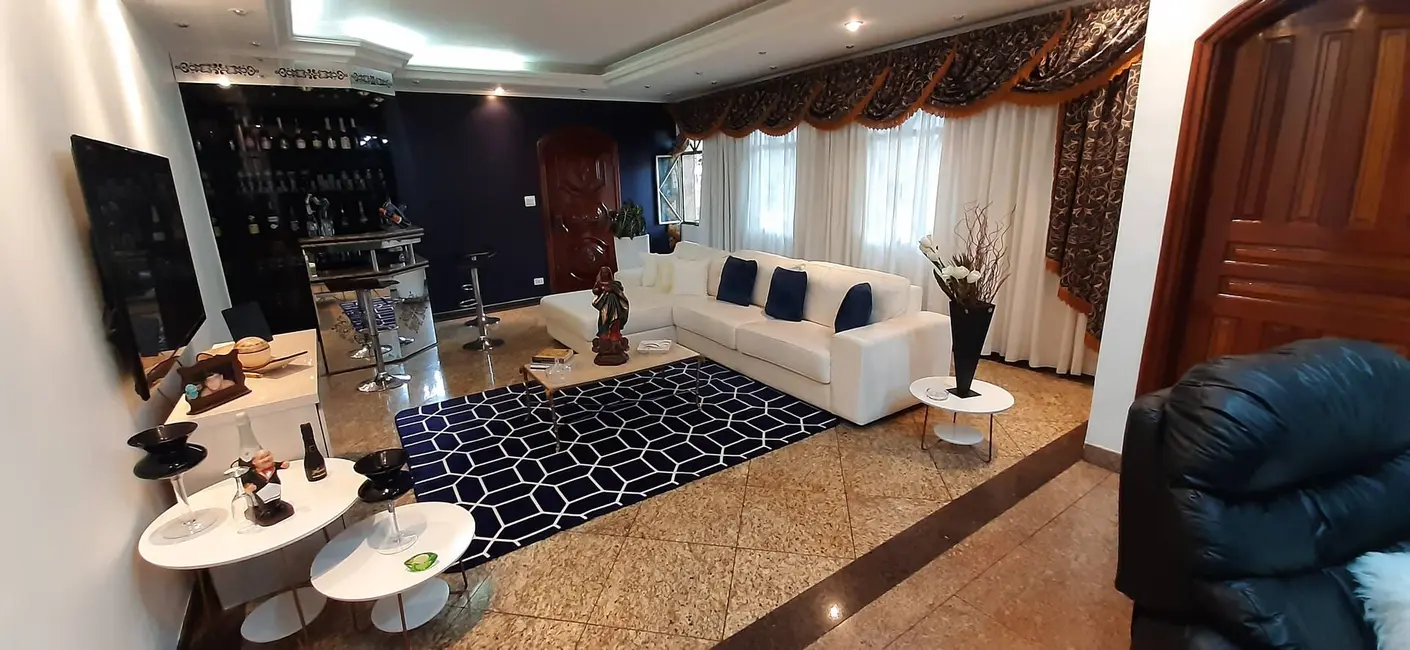 Casa com 6 quartos à venda, 550m2 em Parque Novo Mundo, São Paulo - SP - imagem 2 Foto 2 de Casa com 6 quartos à venda, 550m2 em Parque Novo Mundo, São Paulo - SP
