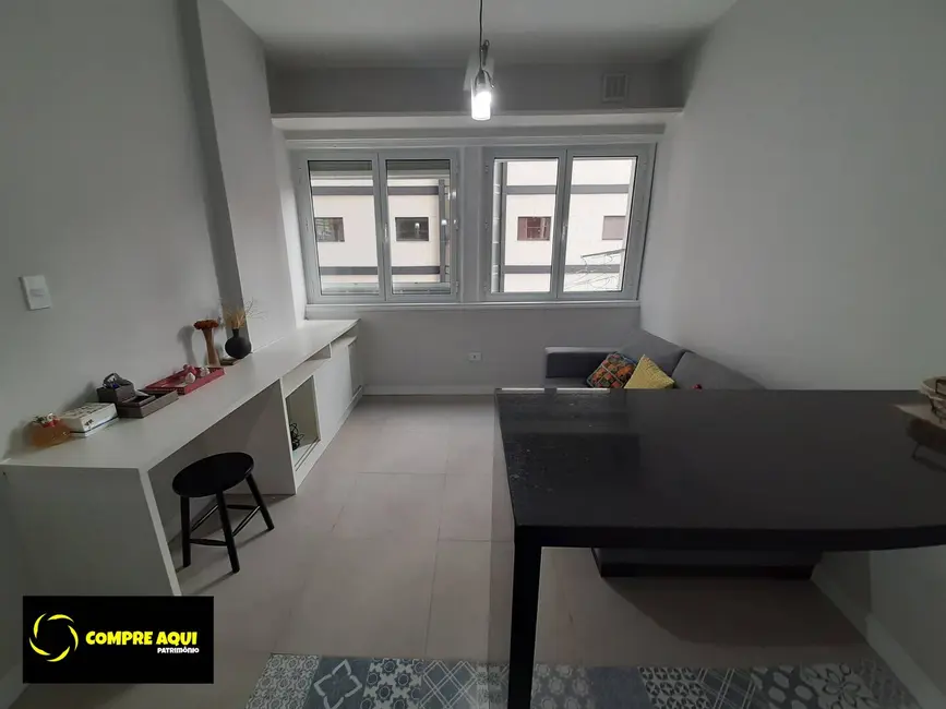 Apartamento com 1 quarto à venda, 42m2 em República, São Paulo - SP - imagem 2 Foto 2 de Apartamento com 1 quarto à venda, 42m2 em República, São Paulo - SP