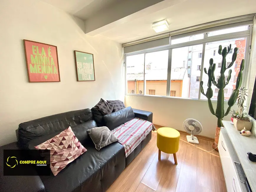 Apartamento com 3 quartos à venda, 100m2 em Santa Cecília, São Paulo - SP - imagem 4 Foto 4 de Apartamento com 3 quartos à venda, 100m2 em Santa Cecília, São Paulo - SP