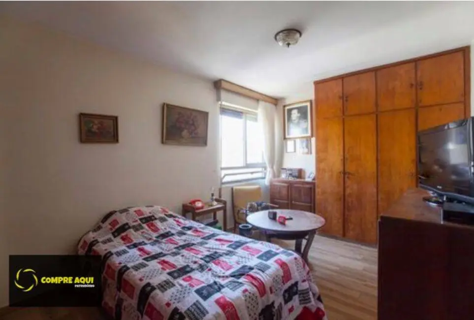 Apartamento com 3 quartos à venda, 160m2 em Santa Cecília, São Paulo - SP - imagem 8 Foto 8 de Apartamento com 3 quartos à venda, 160m2 em Santa Cecília, São Paulo - SP