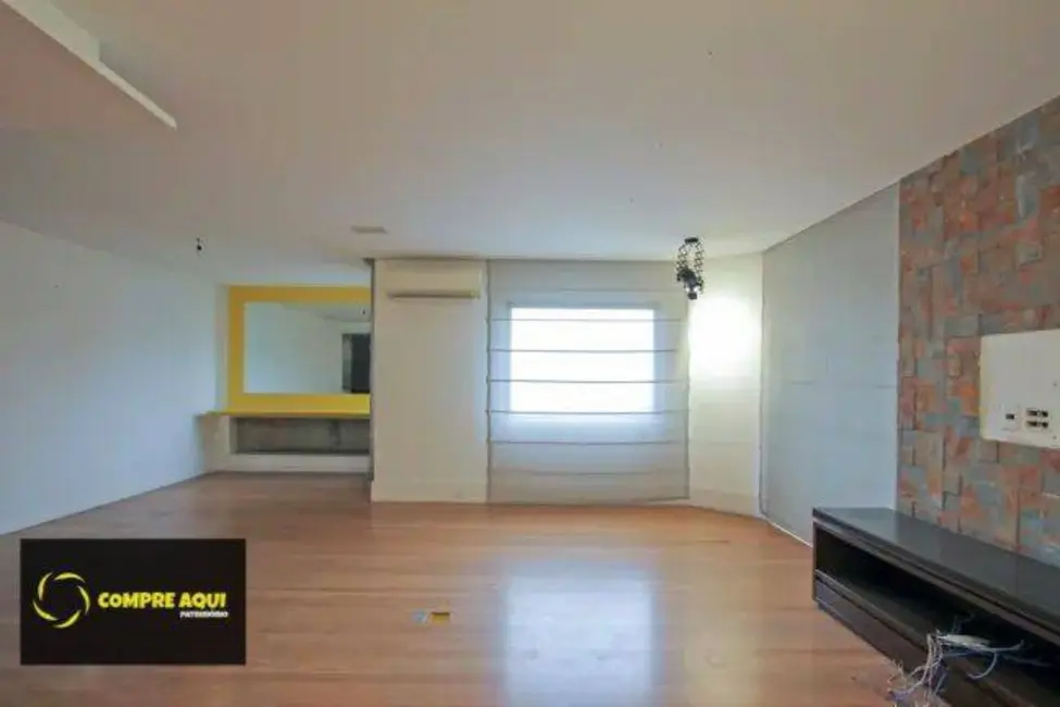 Apartamento com 3 quartos à venda, 200m2 em Santa Cecília, São Paulo - SP - imagem 2 Foto 2 de Apartamento com 3 quartos à venda, 200m2 em Santa Cecília, São Paulo - SP