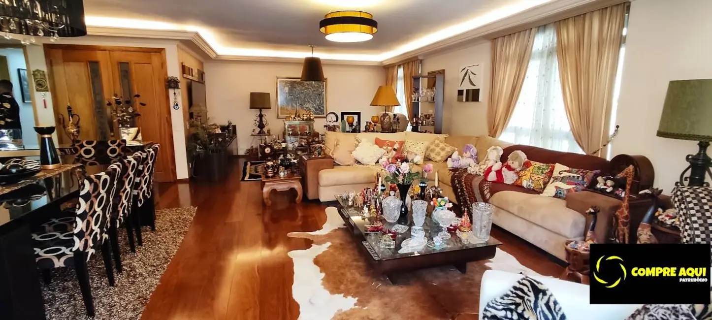 Apartamento com 3 quartos à venda, 200m2 em Santa Cecília, São Paulo - SP - imagem 6 Foto 6 de Apartamento com 3 quartos à venda, 200m2 em Santa Cecília, São Paulo - SP