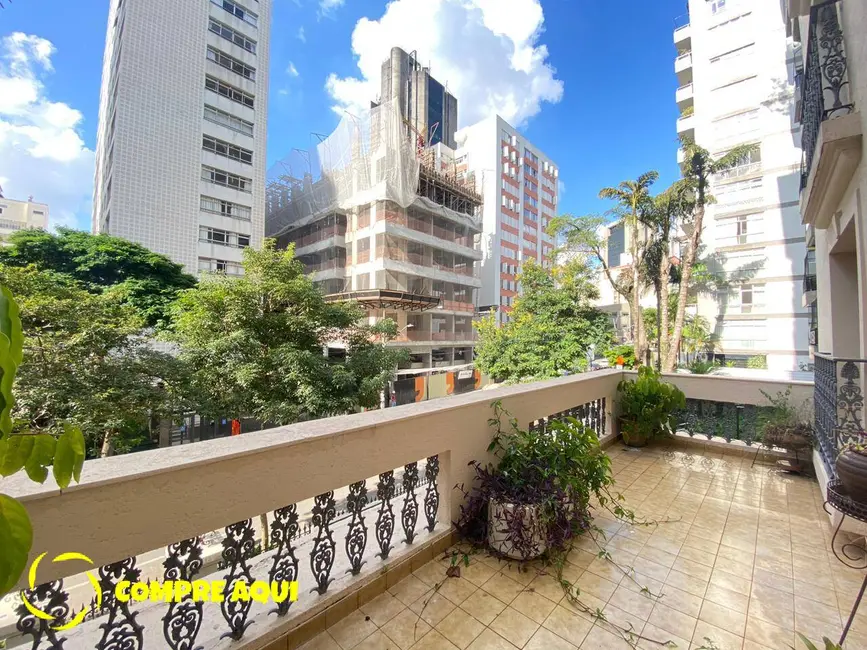 Foto 3 de Apartamento com 4 quartos à venda, 220m2 em Higienópolis, São Paulo - SP