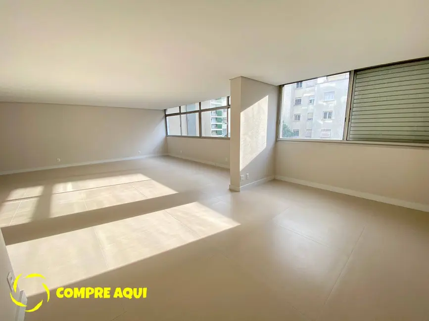 Apartamento com 3 quartos à venda, 235m2 em Santa Cecília, São Paulo - SP - imagem 5 Foto 5 de Apartamento com 3 quartos à venda, 235m2 em Santa Cecília, São Paulo - SP