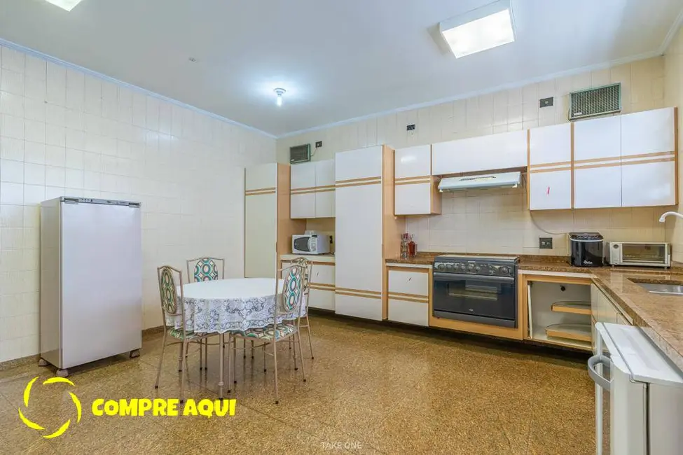 Casa com 6 quartos à venda, 1000m2 em Jardim Luzitânia, São Paulo - SP - imagem 6 Foto 6 de Casa com 6 quartos à venda, 1000m2 em Jardim Luzitânia, São Paulo - SP