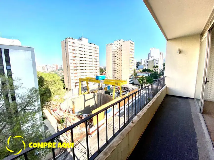 Apartamento com 3 quartos à venda, 195m2 em Perdizes, São Paulo - SP - imagem 9 Foto 9 de Apartamento com 3 quartos à venda, 195m2 em Perdizes, São Paulo - SP