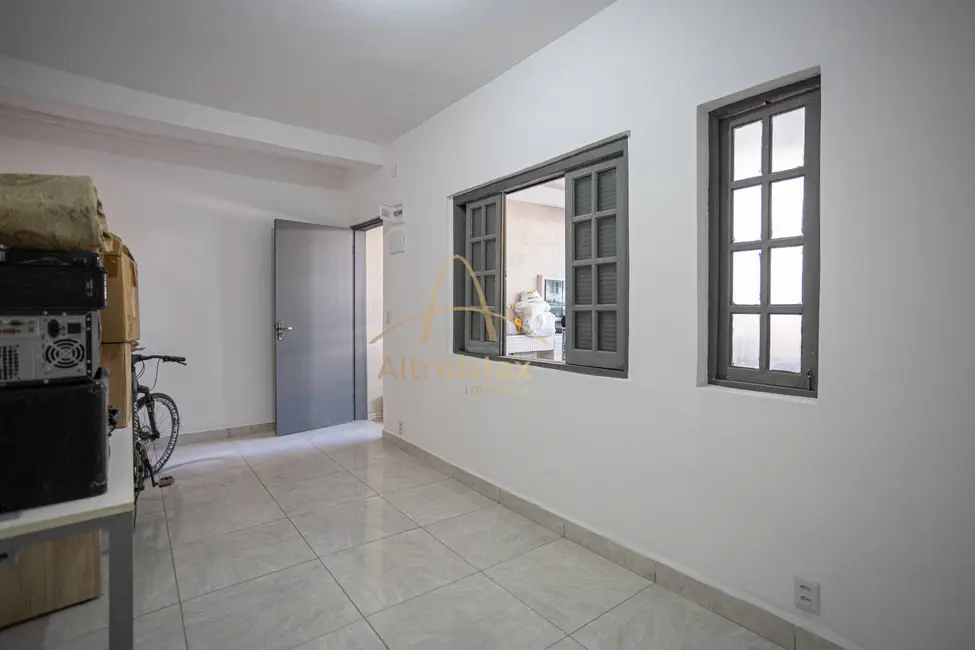 Foto 2 de Casa com 5 quartos à venda, 240m2 em Bandeiras, Osasco - SP