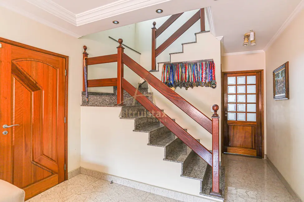 Foto 7 de Casa com 3 quartos à venda, 243m2 em Umuarama, Osasco - SP