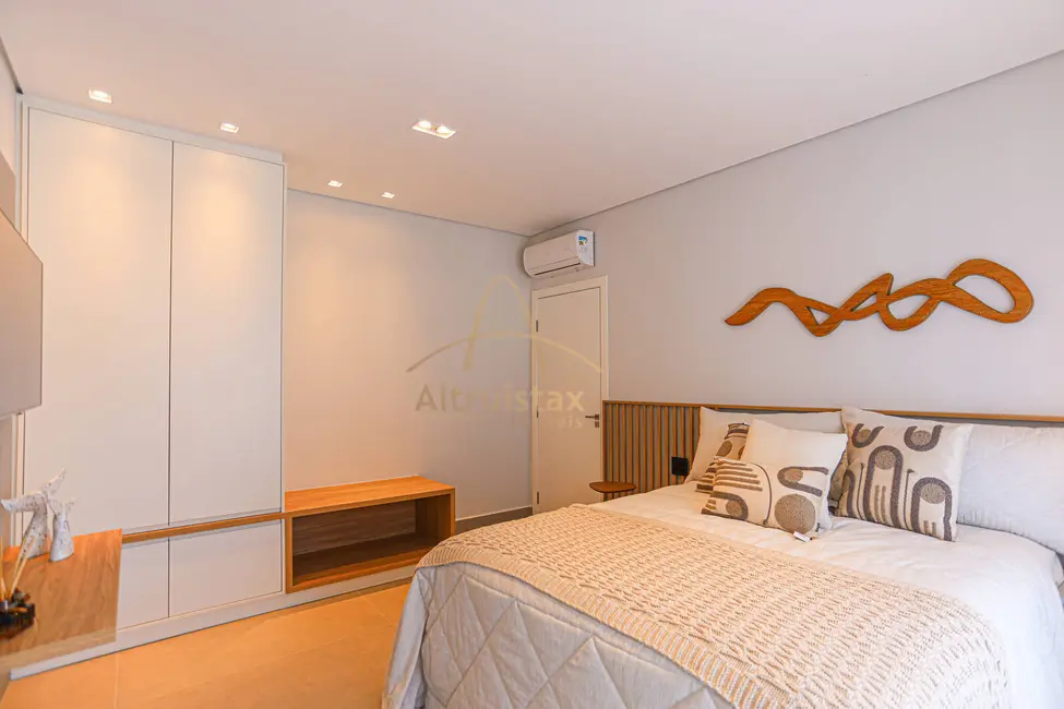 Foto 5 de Casa com 6 quartos à venda, 600m2 em Riviera de São Lourenço, Bertioga - SP