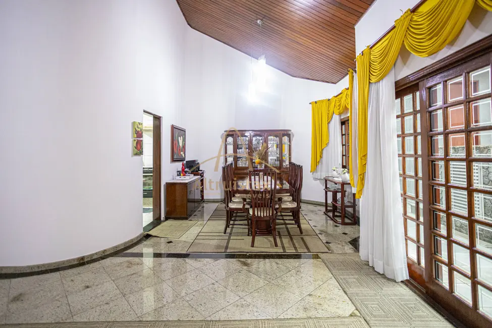 Foto 2 de Casa com 5 quartos à venda, 320m2 em City Bussocaba, Osasco - SP