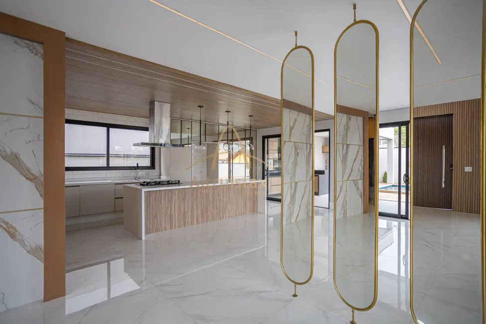 Casa de Condomínio com 4 quartos à venda, 393m2 em São Paulo II, Cotia - SP - imagem 5 Foto 5 de Casa de Condomínio com 4 quartos à venda, 393m2 em São Paulo II, Cotia - SP