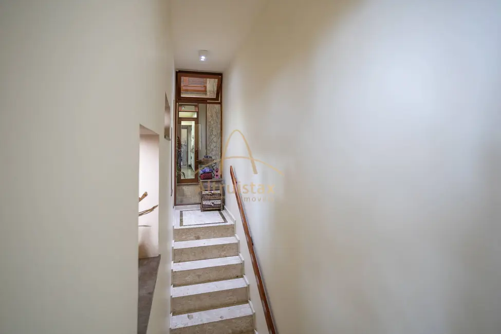 Foto 3 de Casa com 3 quartos à venda, 312m2 em Vila Campesina, Osasco - SP