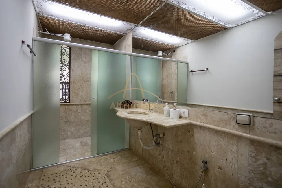 Foto 8 de Casa com 3 quartos à venda, 480m2 em Três Montanhas, Osasco - SP