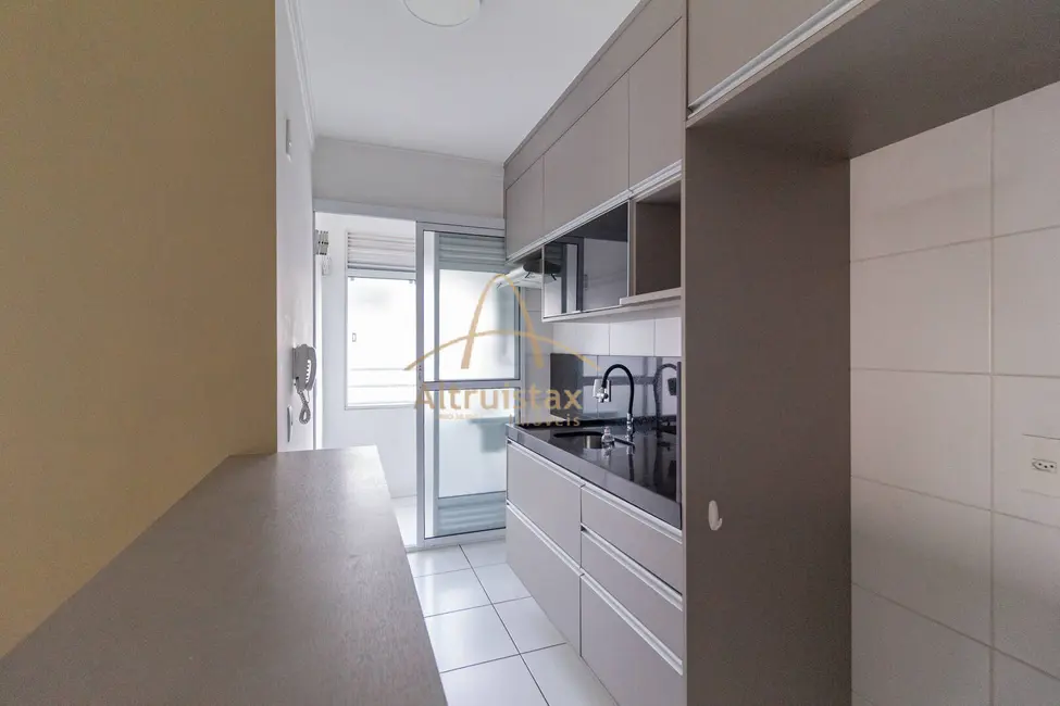 Foto 2 de Apartamento com 2 quartos à venda, 54m2 em Quitaúna, Osasco - SP