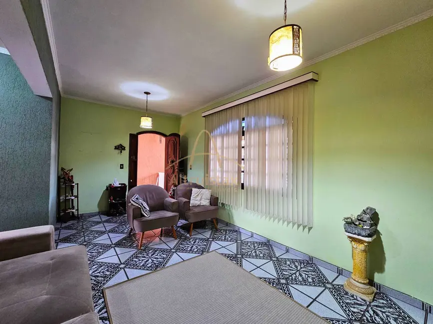 Foto 8 de Casa com 3 quartos à venda, 180m2 em Jardim Roberto, Osasco - SP