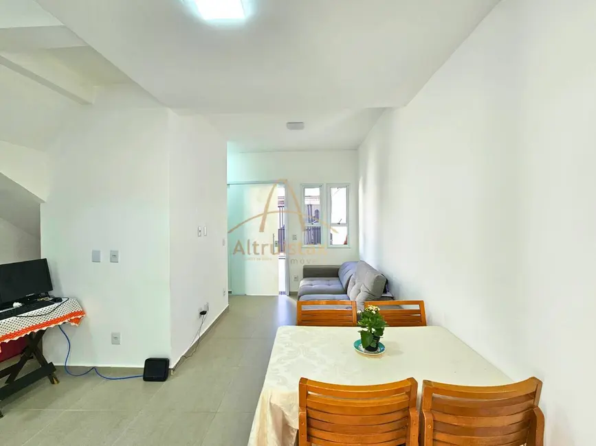 Foto 1 de Casa com 2 quartos à venda, 64m2 em Osasco - SP