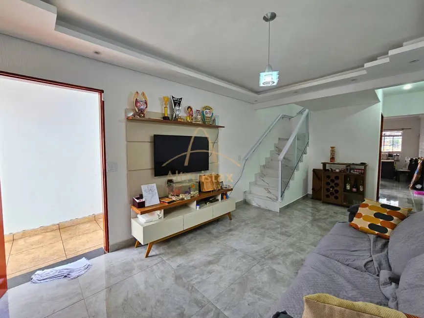 Foto 1 de Sobrado com 3 quartos à venda, 188m2 em Bussocaba, Osasco - SP