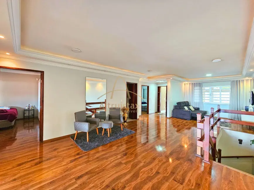 Foto 2 de Casa com 4 quartos à venda, 440m2 em Jardim Elvira, Osasco - SP