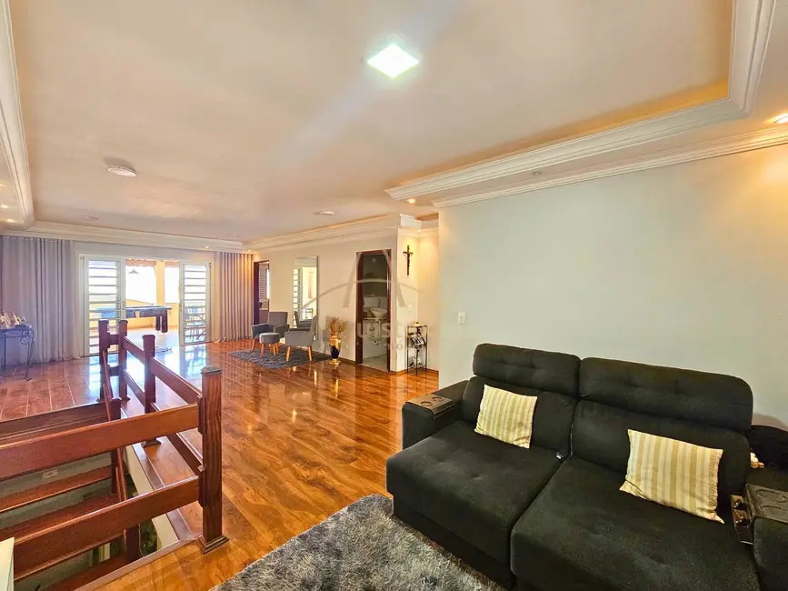 Foto 8 de Casa com 4 quartos à venda, 440m2 em Jardim Elvira, Osasco - SP