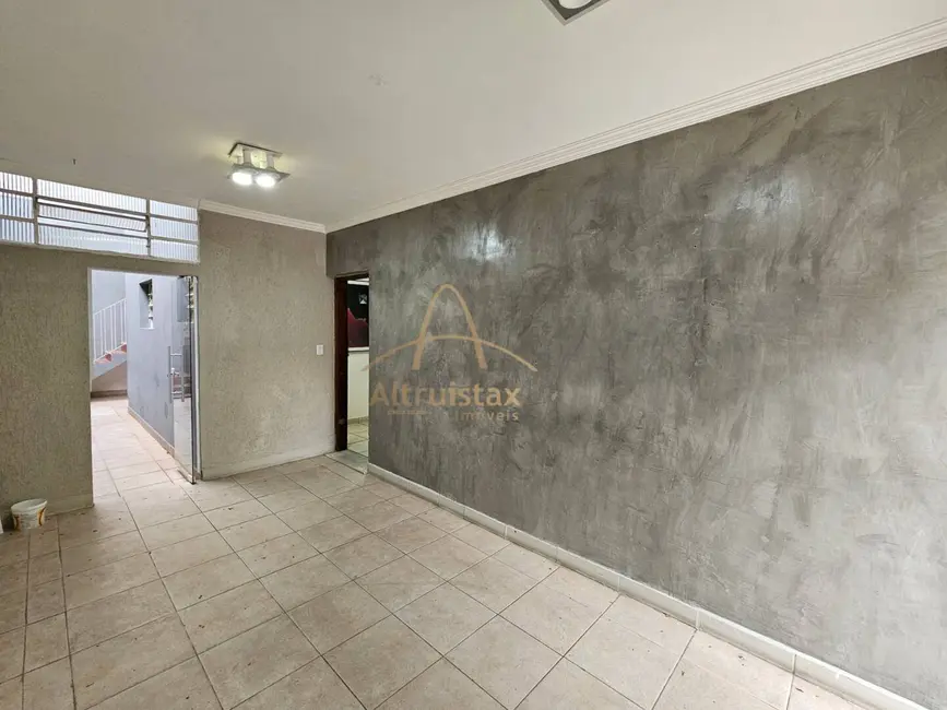 Casa com 3 quartos à venda e para alugar, 150m2 em Vila Campesina, Osasco - SP - imagem 4 Foto 4 de Casa com 3 quartos à venda e para alugar, 150m2 em Vila Campesina, Osasco - SP
