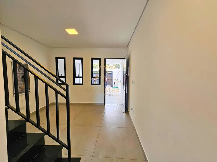 Casa com 3 quartos à venda, 120m2 em Bela Vista, Osasco - SP - imagem 3 Foto 3 de Casa com 3 quartos à venda, 120m2 em Bela Vista, Osasco - SP