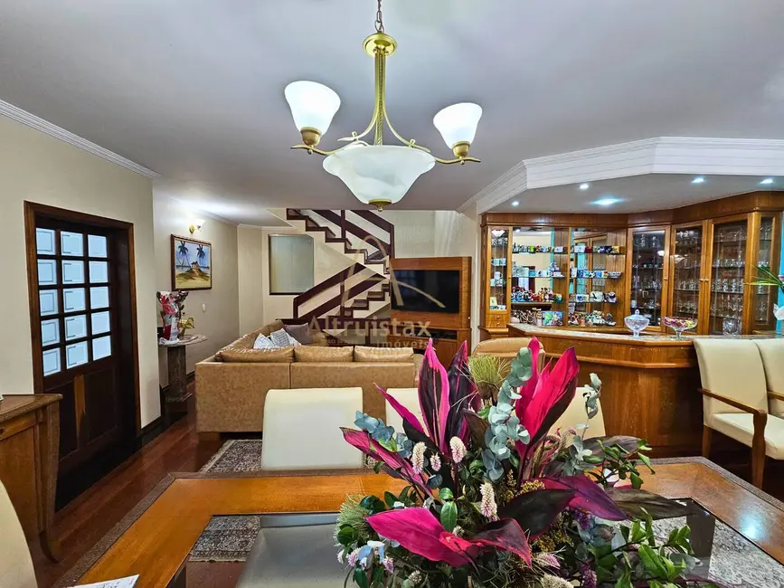 Casa com 4 quartos à venda em Parque dos Príncipes, São Paulo - SP - imagem 3 Foto 3 de Casa com 4 quartos à venda em Parque dos Príncipes, São Paulo - SP