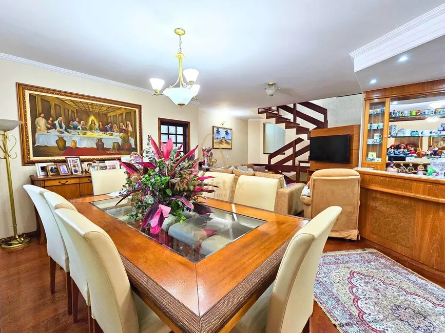 Casa com 4 quartos à venda em Parque dos Príncipes, São Paulo - SP - imagem 4 Foto 4 de Casa com 4 quartos à venda em Parque dos Príncipes, São Paulo - SP