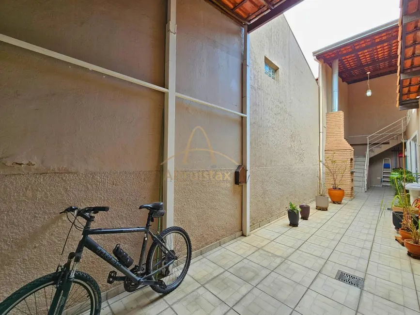 Foto 3 de Casa com 3 quartos à venda, 200m2 em Centro, Osasco - SP