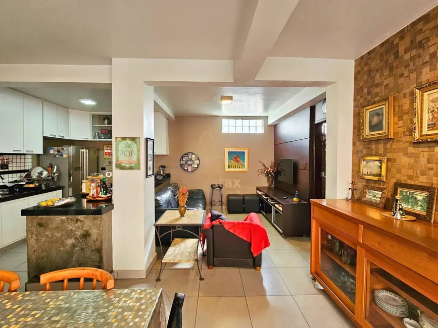 Foto 5 de Casa com 3 quartos à venda, 200m2 em Centro, Osasco - SP