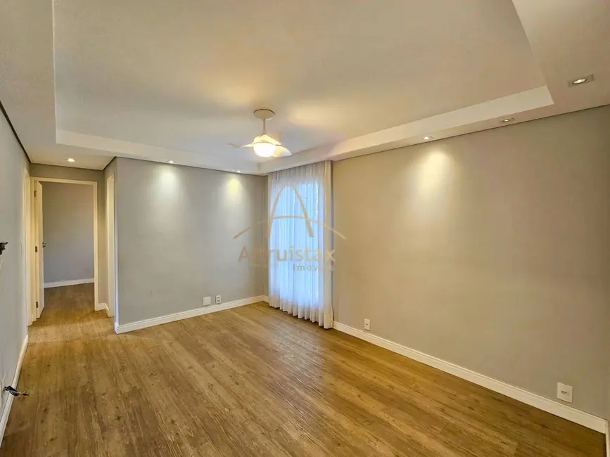 Foto 2 de Apartamento com 2 quartos à venda, 51m2 em Piratininga, Osasco - SP