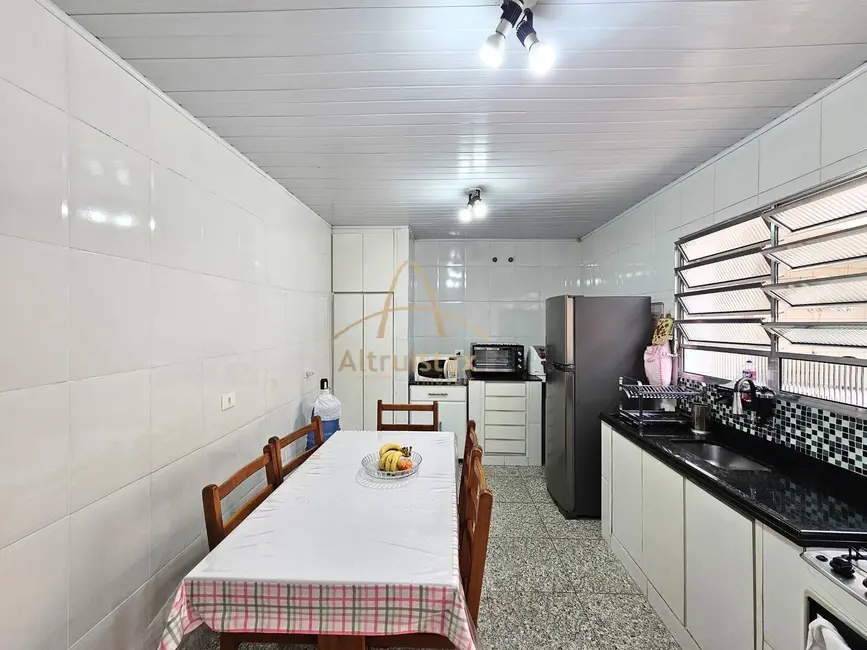 Foto 9 de Casa com 2 quartos à venda, 107m2 em Bonfim, Osasco - SP