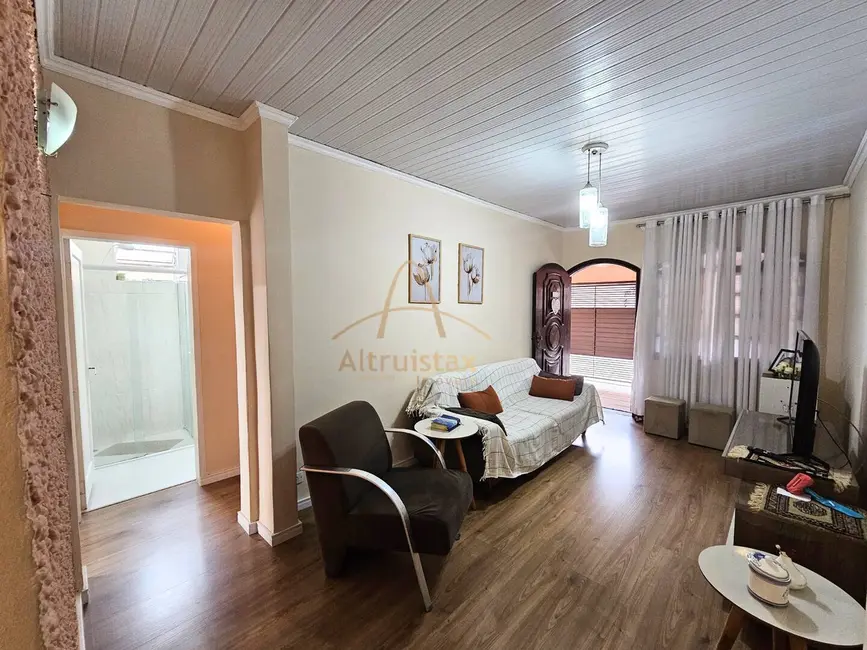 Foto 1 de Casa com 2 quartos à venda, 107m2 em Bonfim, Osasco - SP