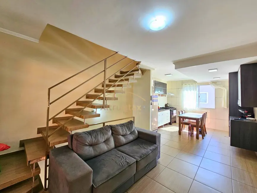 Foto 1 de Casa com 2 quartos à venda, 126m2 em Conceição, Osasco - SP