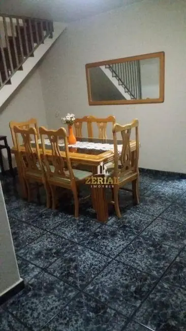 Foto 2 de Sobrado com 4 quartos à venda, 197m2 em Osvaldo Cruz, Sao Caetano Do Sul - SP