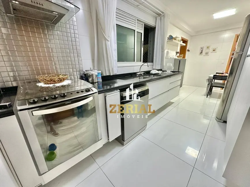 Foto 6 de Apartamento com 3 quartos para alugar, 175m2 em Santo Antônio, Sao Caetano Do Sul - SP